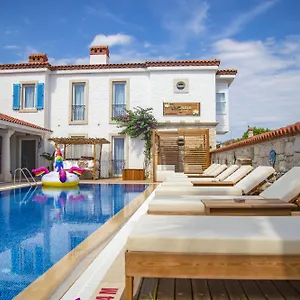Limonaia Oda ve Kahvaltı Alaçatı
